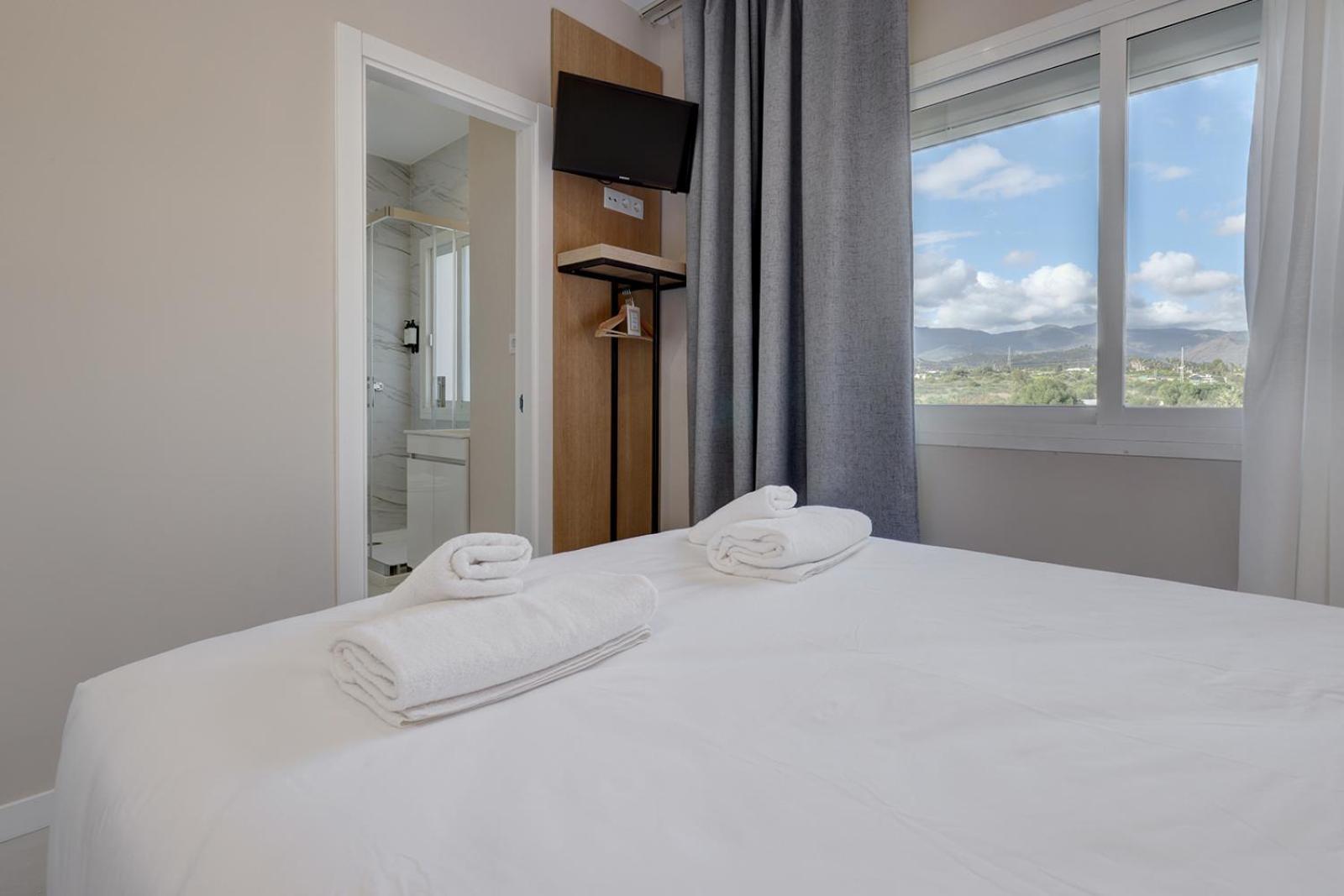 אסטפונה Hostal Puerta Almar מראה חיצוני תמונה