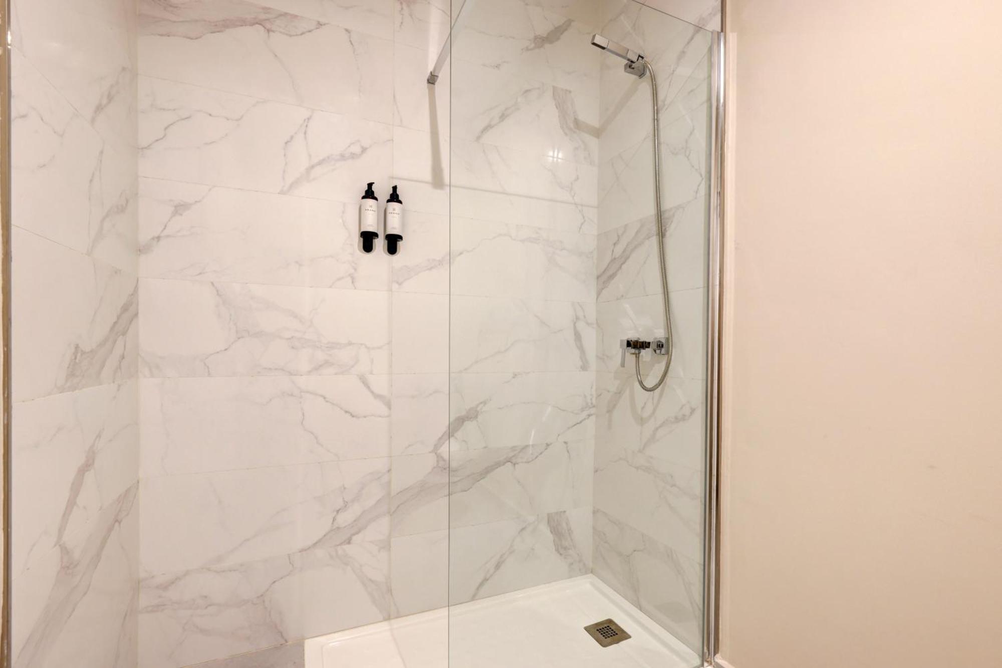 אסטפונה Hostal Puerta Almar מראה חיצוני תמונה